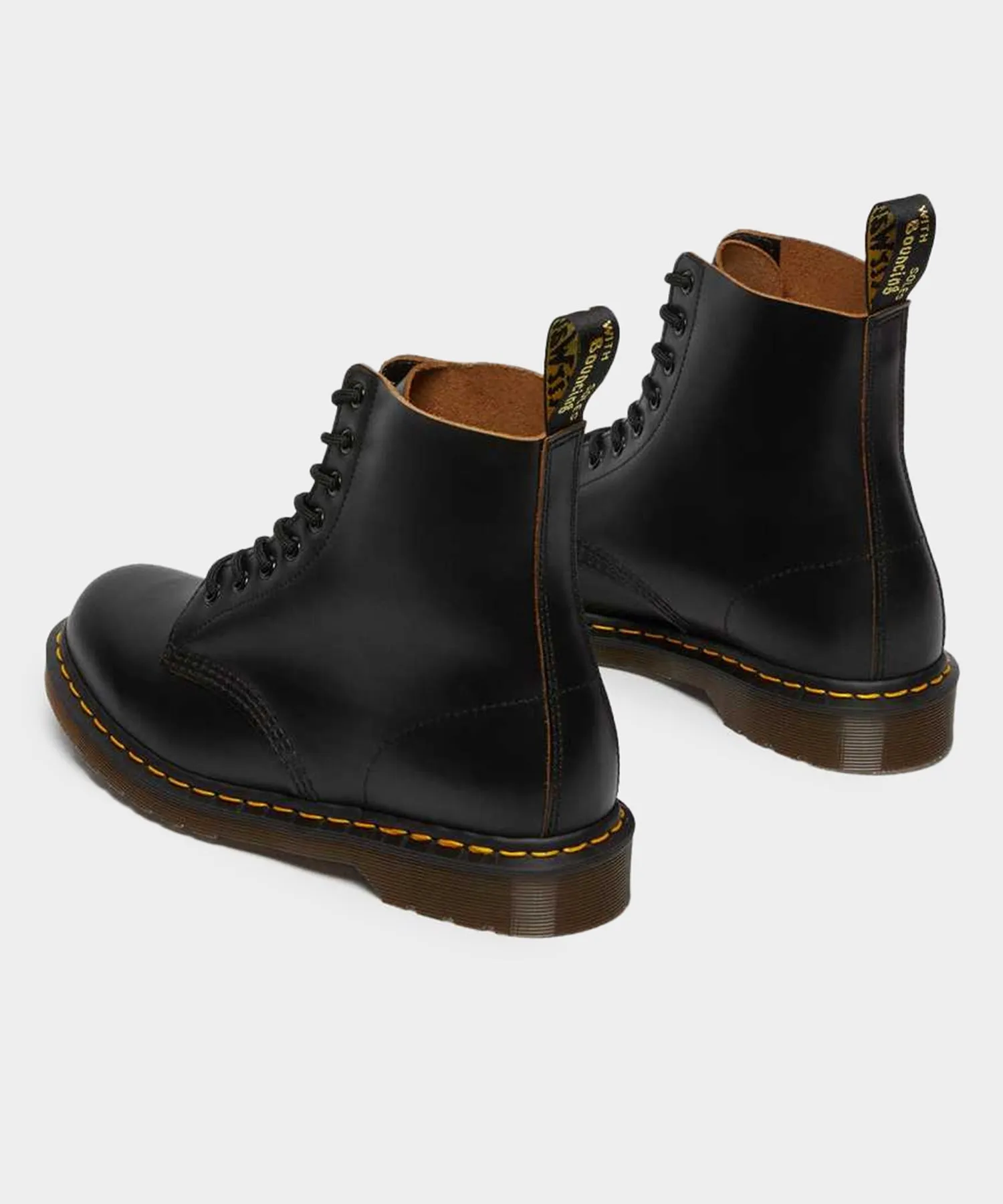 Dr. Martens Vintage 1460 Black Quilon