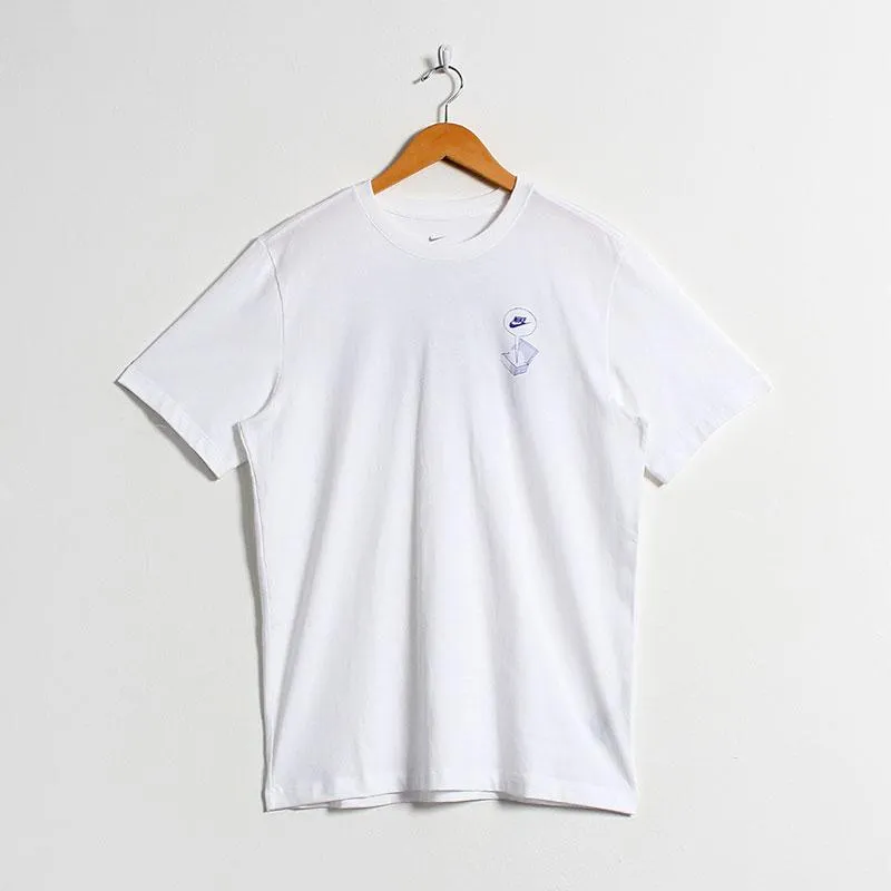 Nike Sportswear Footwear T-shirt