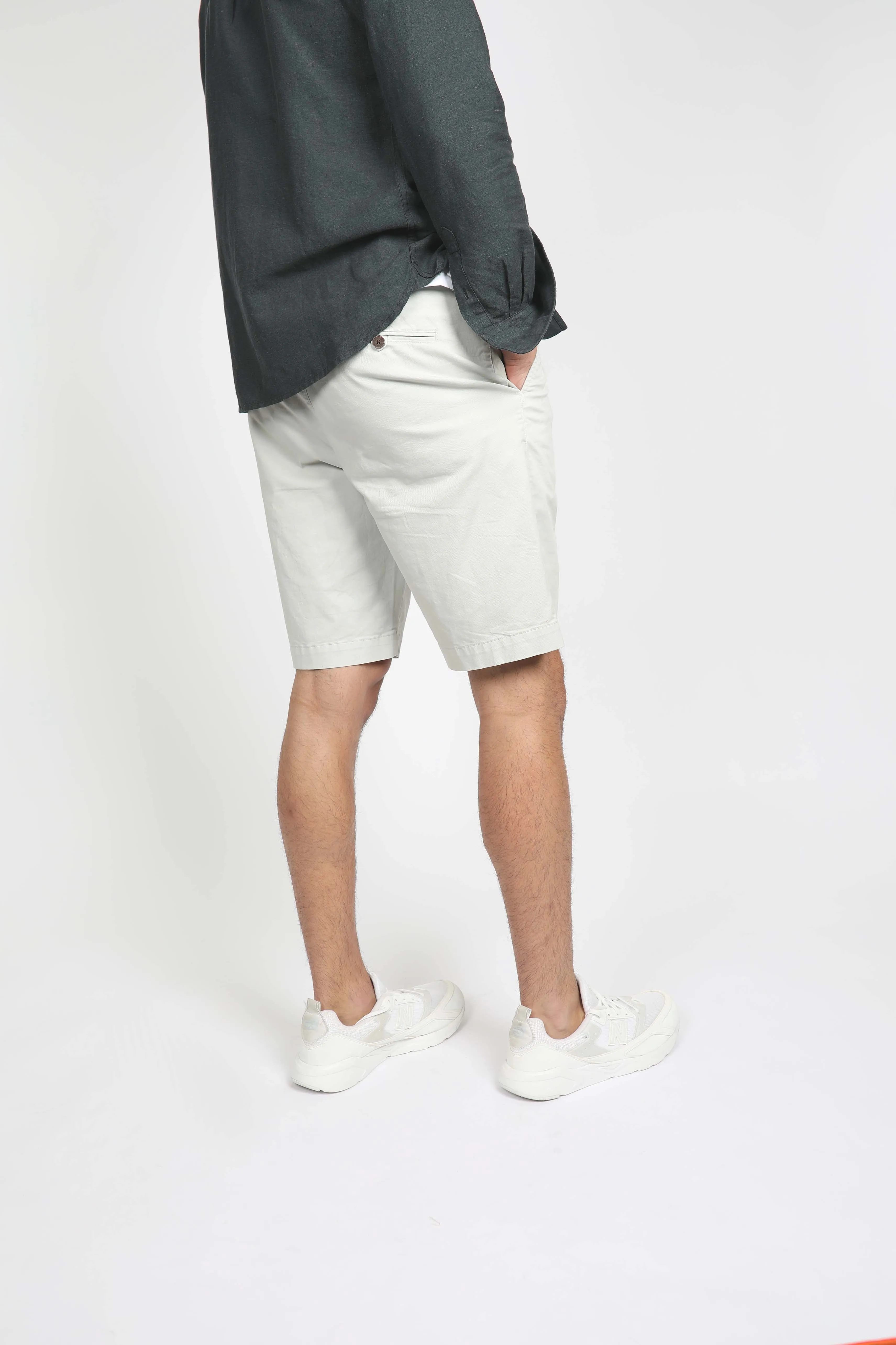 Relaxed Fit Mist Chino Short