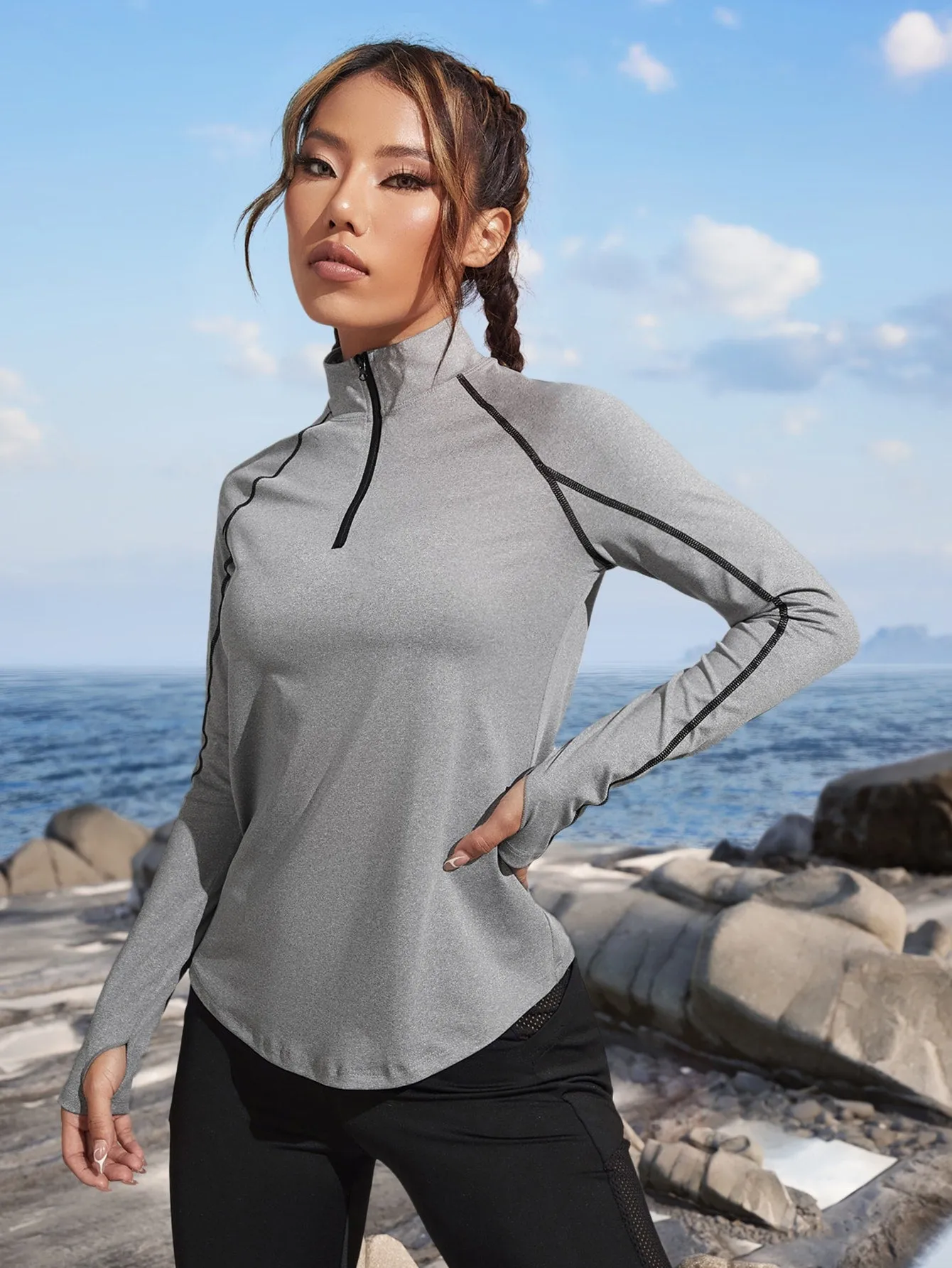 Thumb Holes Raglan Sleeve Sports Sweatshirt